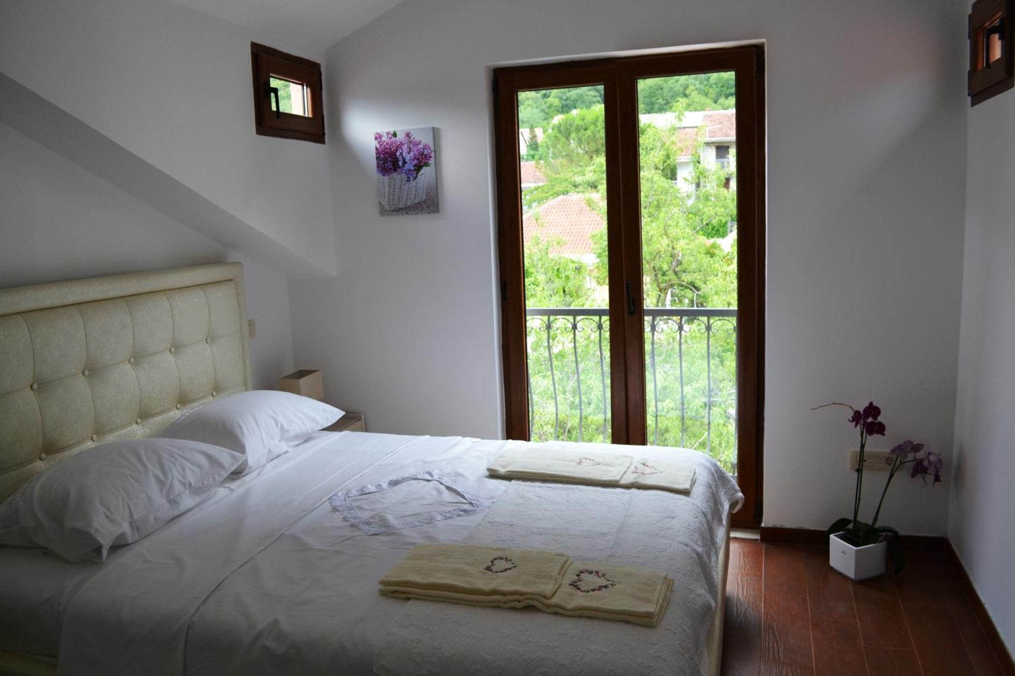 Bocche Di Cattaro Apartments Kotor Exterior foto