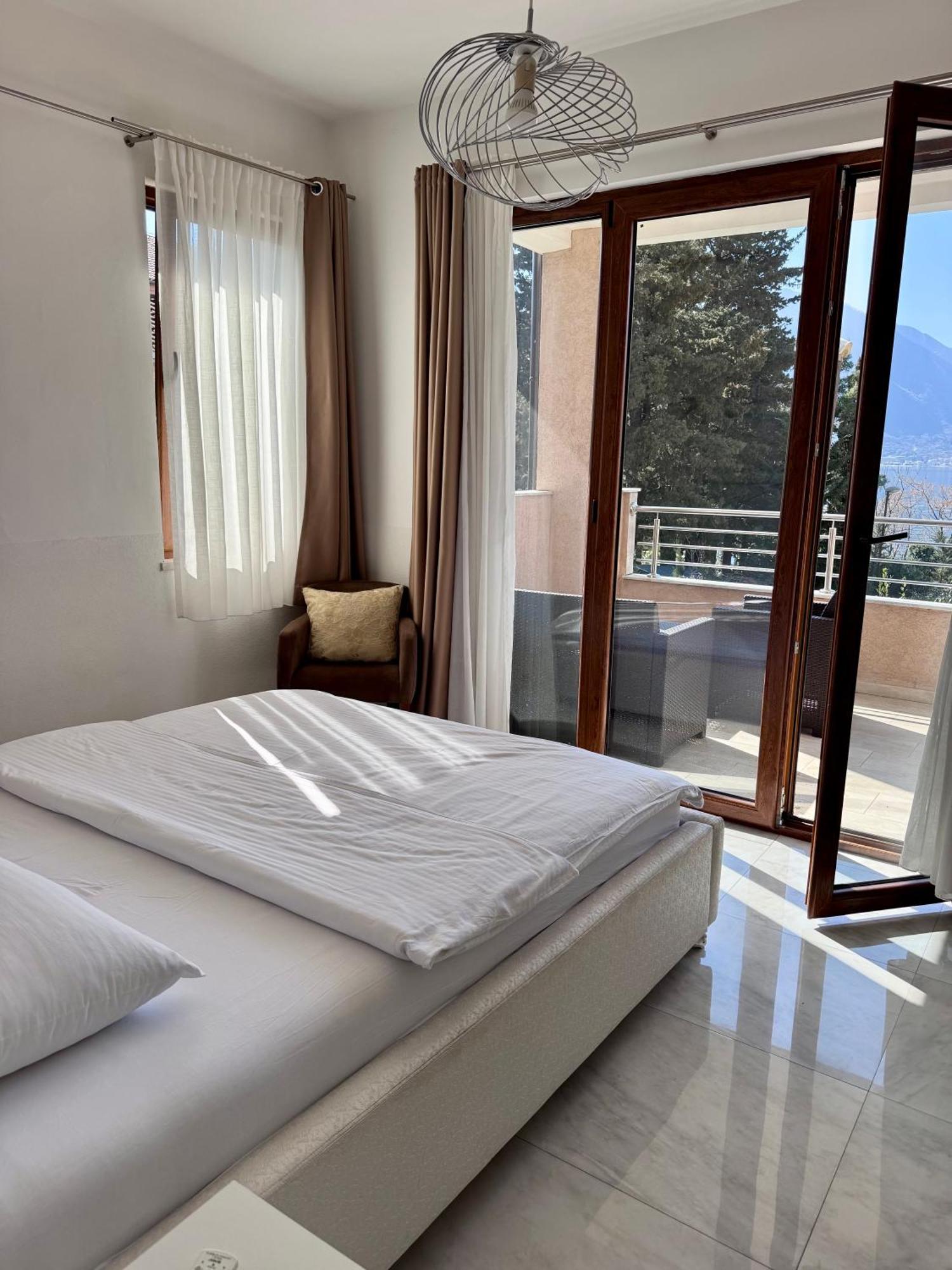 Bocche Di Cattaro Apartments Kotor Exterior foto